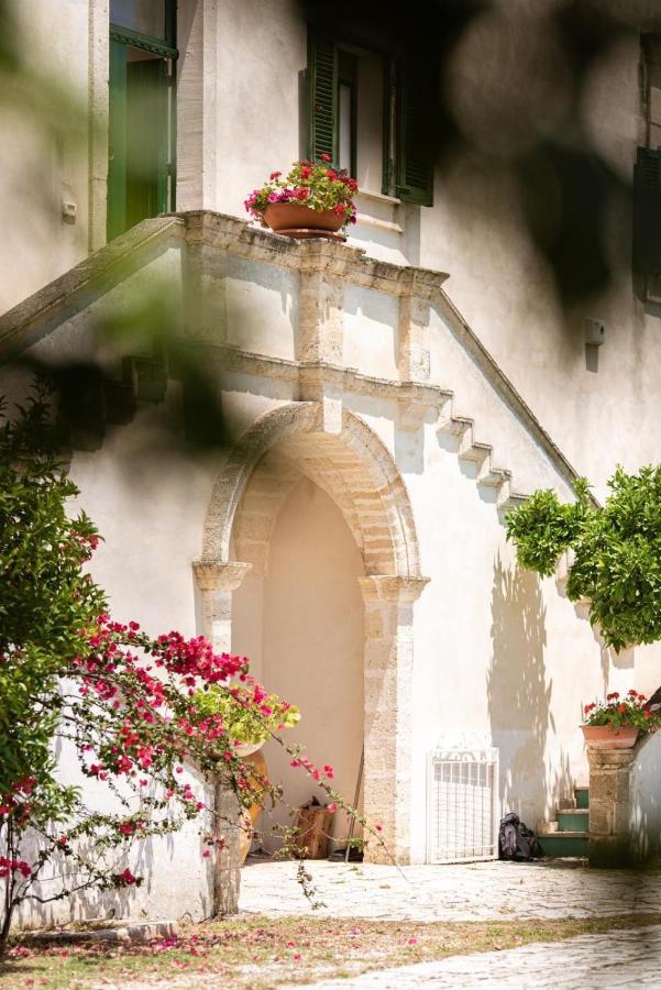 Villa Encantamiento - Dimora Gelsomino - Masseria Storica Nel Cuore Della Puglia Con Piscina Latiano Екстериор снимка